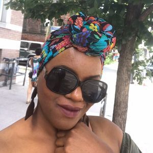 Meet your Posher, Candis